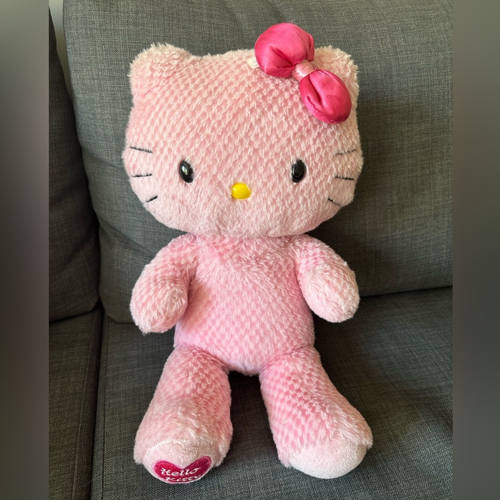 Limited Edition Pink Build A Bear Hello Kitty plush like new